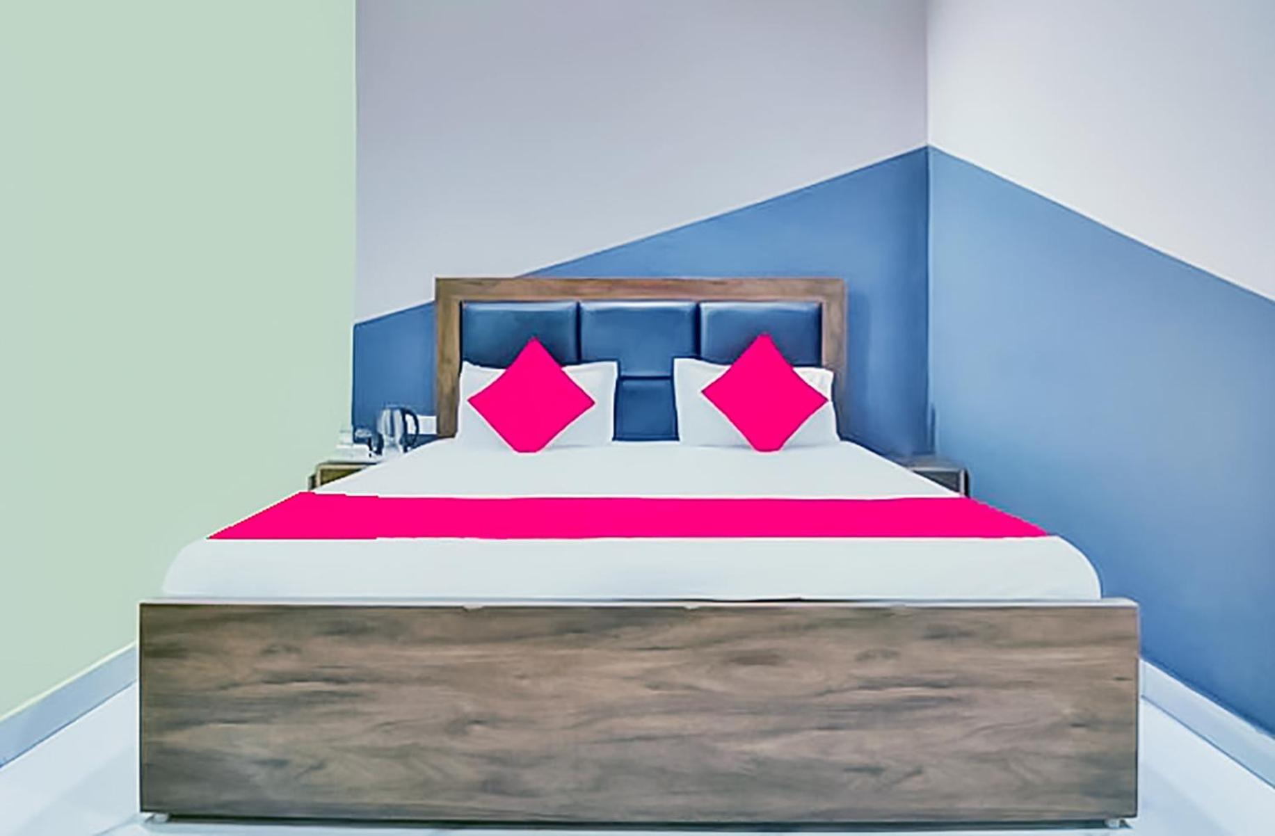 Hotel In South Delhi - Nizamuddin Dargah